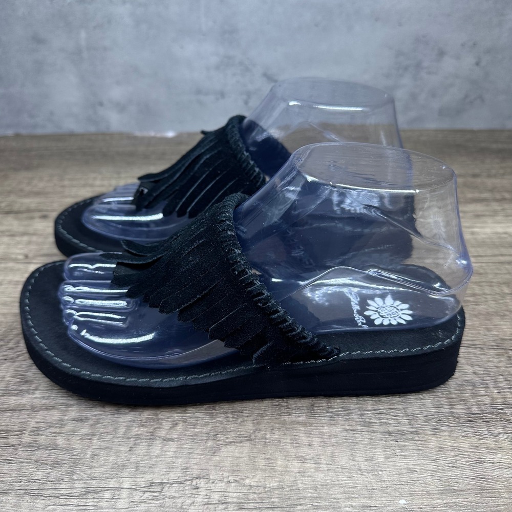 Yellow Box~Women's~"Tabetha"~Black Leather Fringe Upper Flip Flops~Size 8